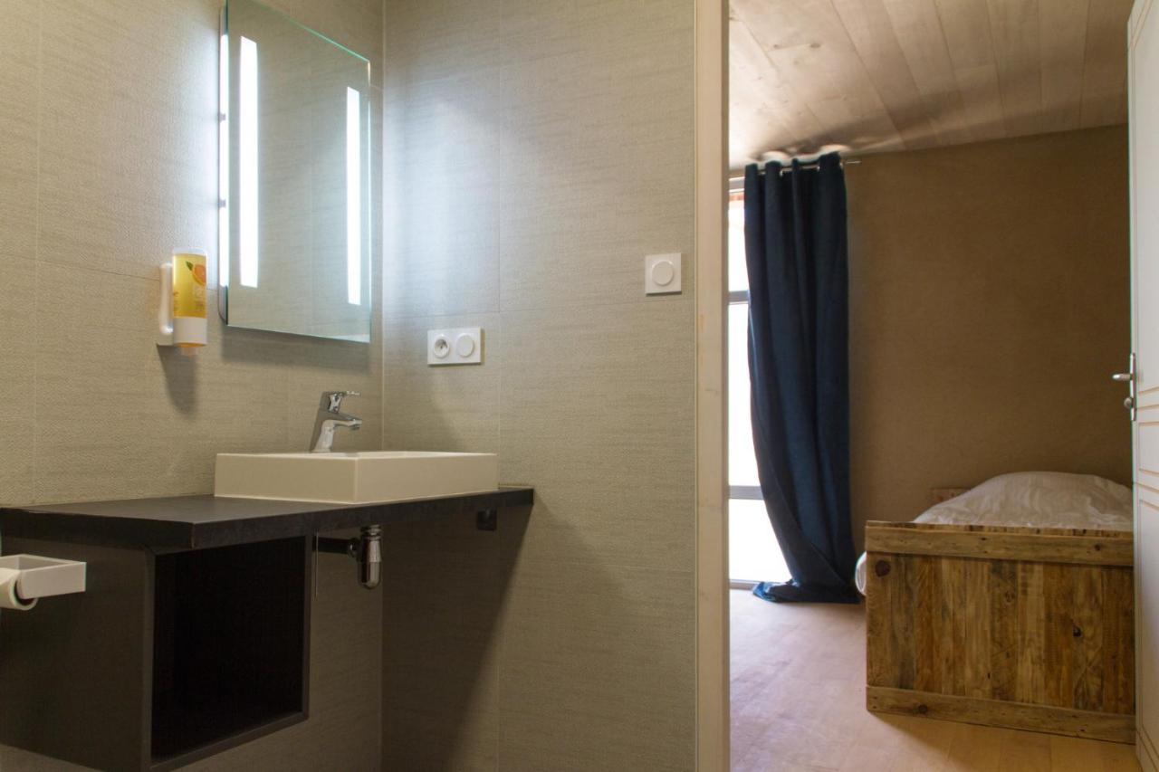 Le Puy Carmin - Chambre d'hôtes avec jacuzzi Bazoges-en-Paillers Exterior foto