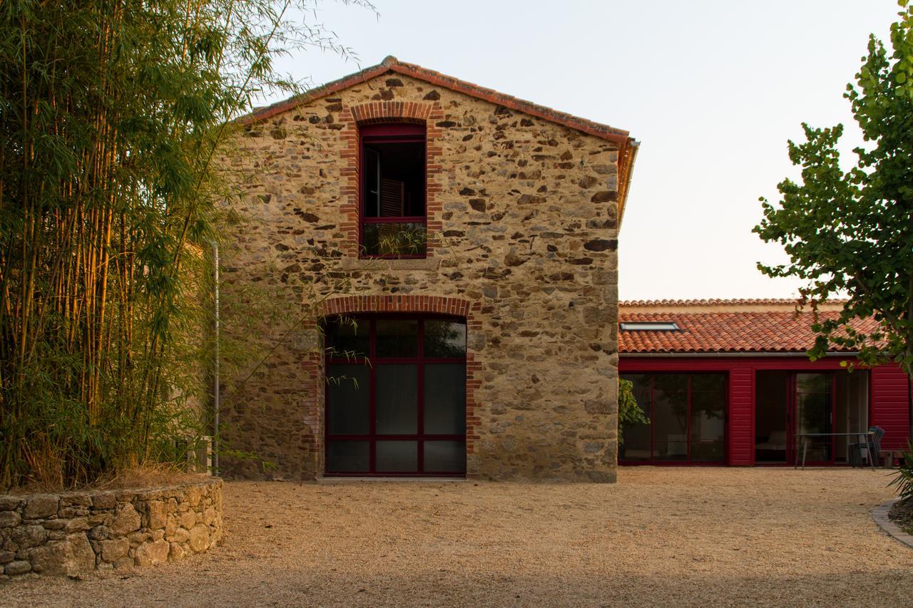 Le Puy Carmin - Chambre d'hôtes avec jacuzzi Bazoges-en-Paillers Exterior foto