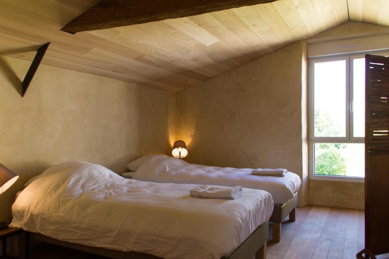 Le Puy Carmin - Chambre d'hôtes avec jacuzzi Bazoges-en-Paillers Exterior foto